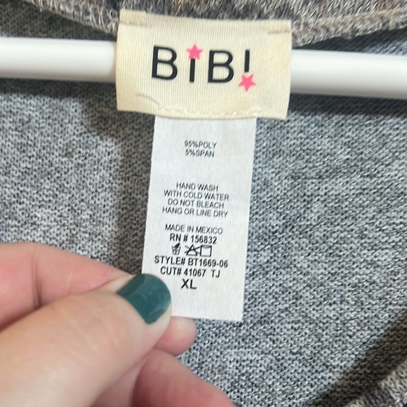 BiBi dolman long sleeve leopard print top, Size XL - Picture 2 of 4